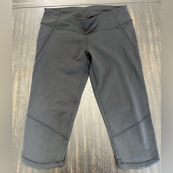 lululemon athletica Pants - Black Lululemon crops